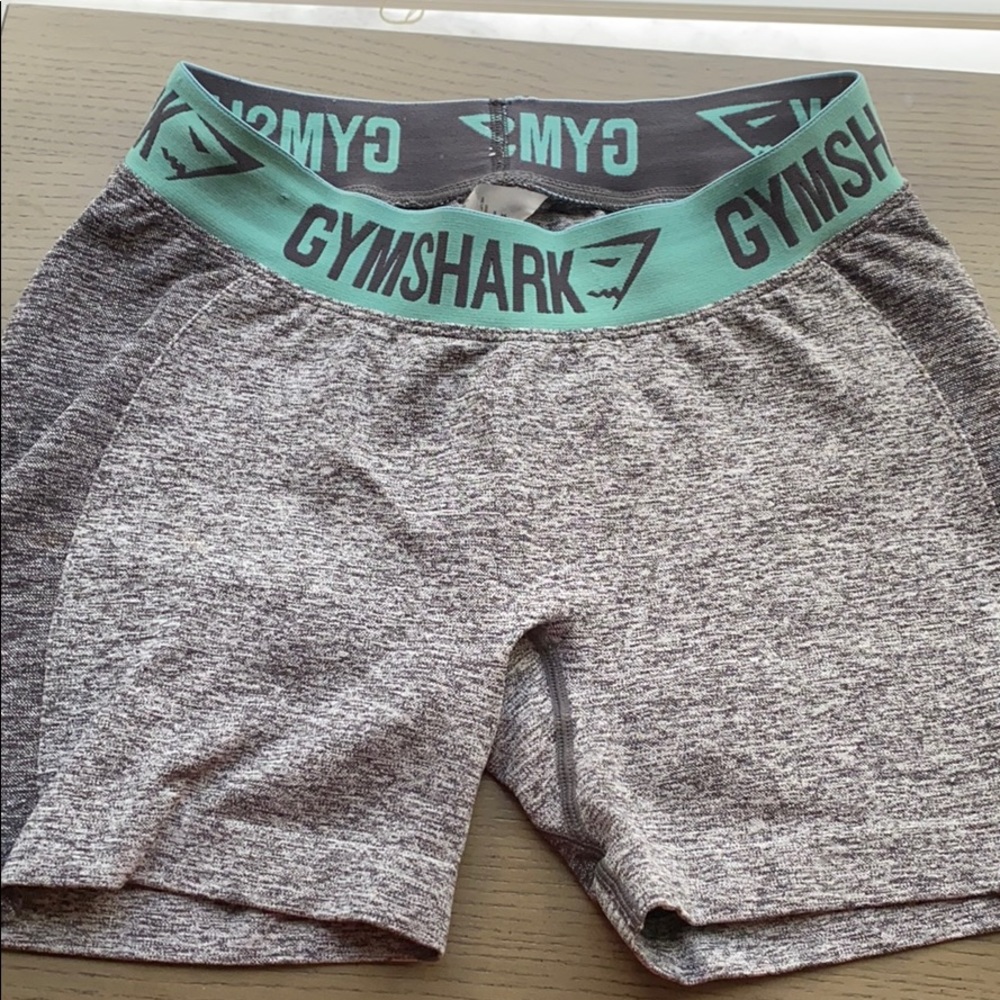 GYMSHARK Flex Shorts Grey- M